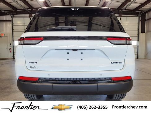 New 2025 Jeep Grand Cherokee Limited w/ Luxury Tech Group II image 4