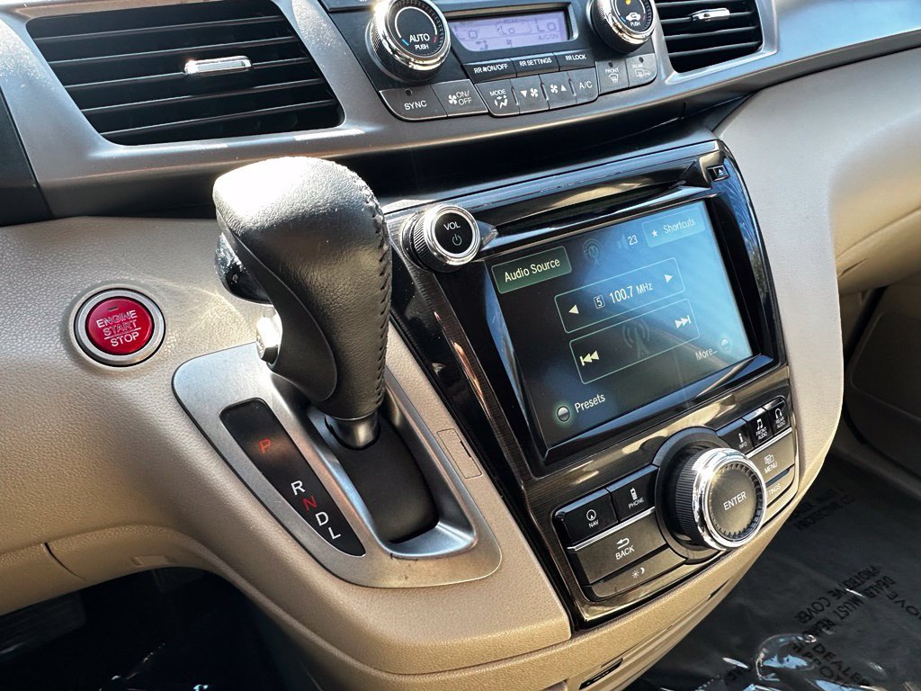 Used 2015 Honda Odyssey Touring image 27