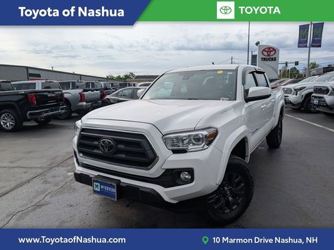 Used 2023 Toyota Tacoma SR5 AWD/4WD image 1