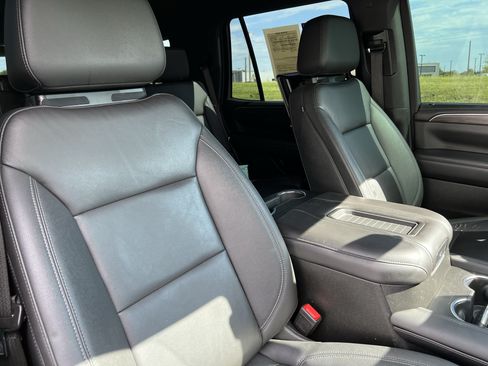 Used 2022 Chevrolet Tahoe Z71 w/ Max Trailering Package AWD/4WD image 35