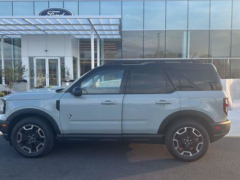 Used 2022 Ford Bronco Sport Outer Banks w/ Tech Package AWD/4WD image 19