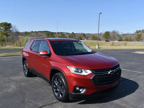Used 2020 Chevrolet Traverse RS image 1