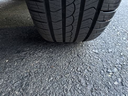 Used 2017 Volvo XC90 T6 Momentum w/ Vision Package image 18