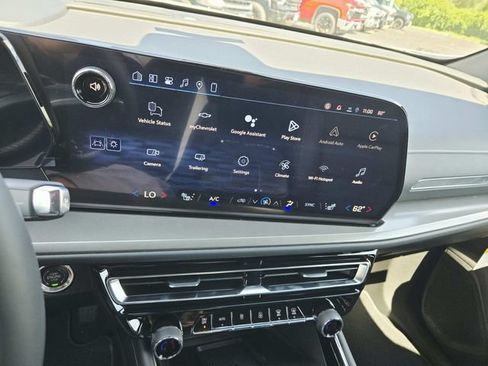 New 2026 Chevrolet Traverse LT w/ Driver Confidence Package AWD/4WD image 22