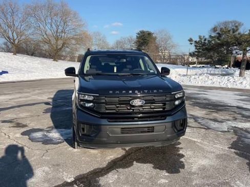 Used 2025 Ford Expedition Active image 51