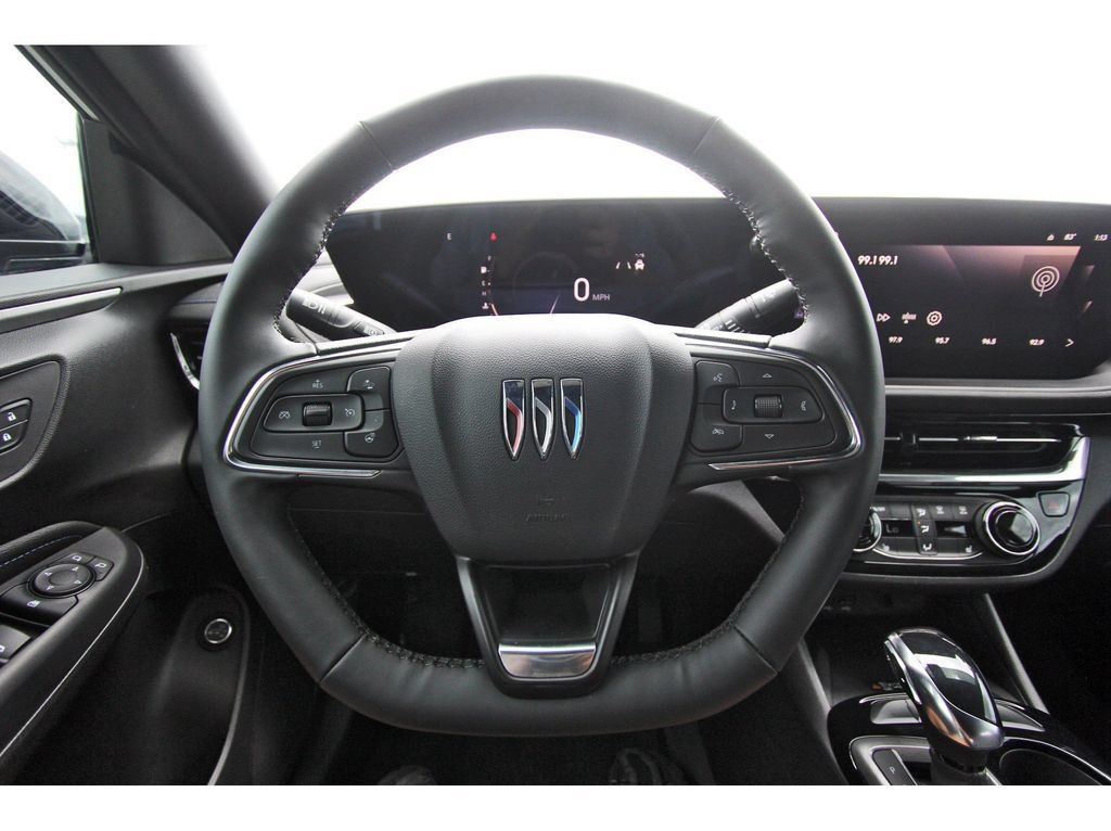 Used 2025 Buick Envista Sport Touring w/ Convenience I Package FWD image 14