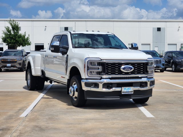New 2026 Ford F350 Lariat w/ Lariat Premium Package AWD/4WD image 2
