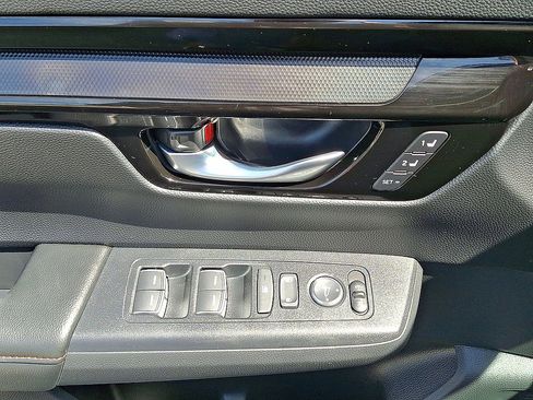 Used 2026 Honda CR-V Sport Touring image 10
