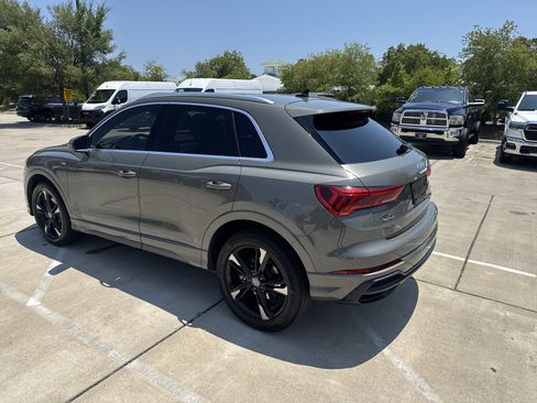 Used 2020 Audi Q3 2.0T Premium Plus w/ Premium Plus Package AWD/4WD image 7