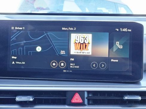 Used 2024 Kia Sorento S image 23