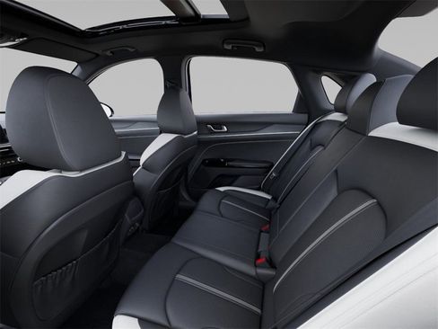 New 2026 Kia K5 GT-Line image 18