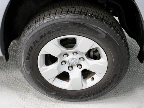 Used 2025 RAM 1500 Big Horn image 17