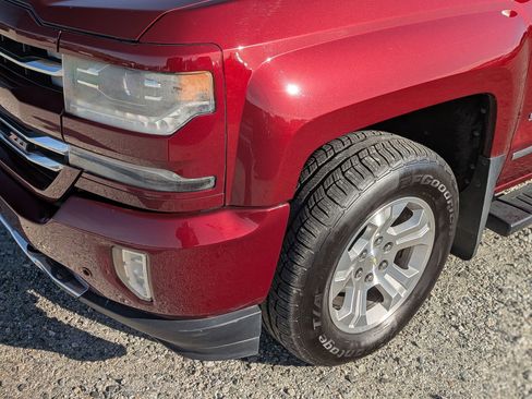 Used 2016 Chevrolet Silverado 1500 LTZ Z71 w/ LTZ Plus Package image 11