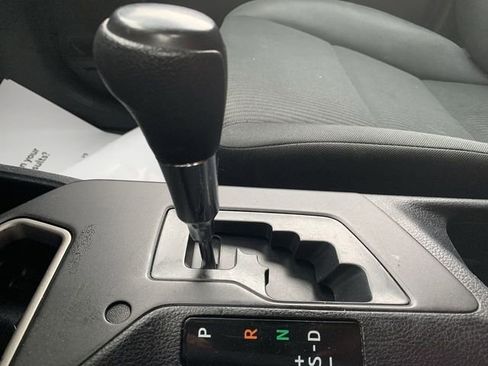 Used 2017 Toyota RAV4 LE w/ Carpet Mat Package AWD/4WD image 24