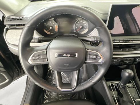 Used 2022 Jeep Compass Latitude w/ Convenience Group AWD/4WD image 11