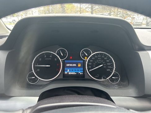 Used 2017 Toyota Tundra Platinum AWD/4WD image 16
