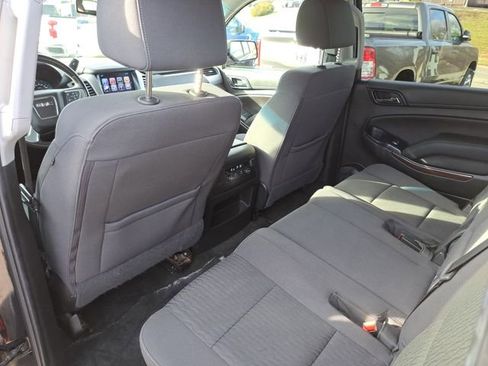 Used 2018 GMC Yukon XL SLE w/ Convenience Package image 9