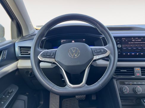 Used 2022 Volkswagen Taos SE image 12