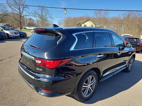 Used 2019 INFINITI QX60 Luxe w/ Essential Package image 11