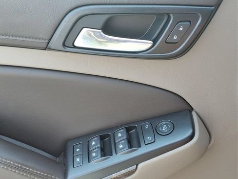 Used 2017 Chevrolet Tahoe LS RWD image 17