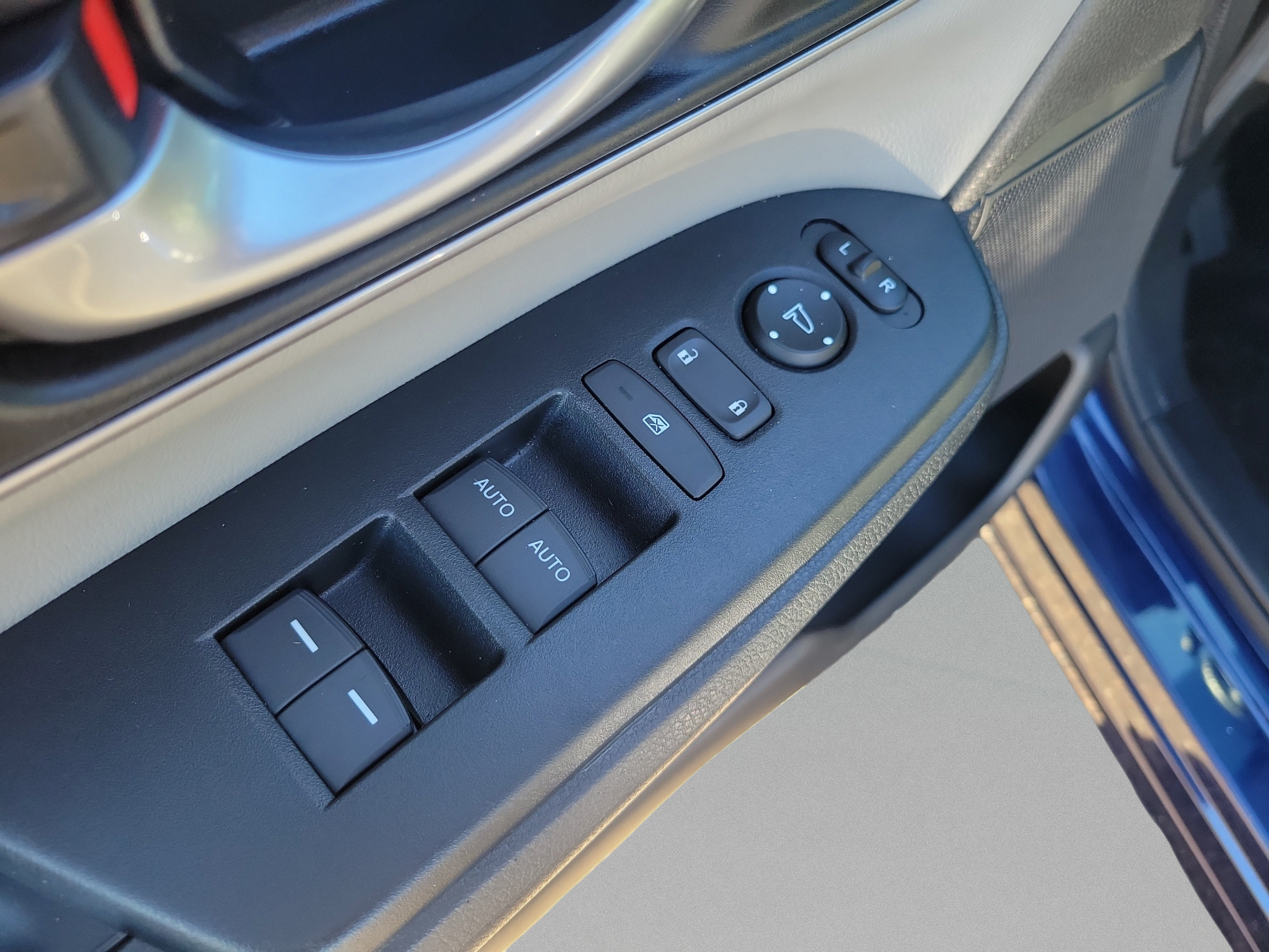 Certified 2018 Honda CR-V EX-L image 24
