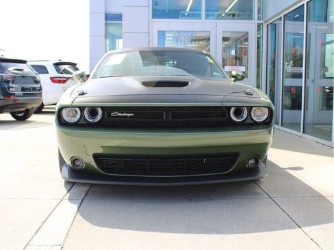 Used 2021 Dodge Challenger R/T Scat Pack w/ T/A Package image 2