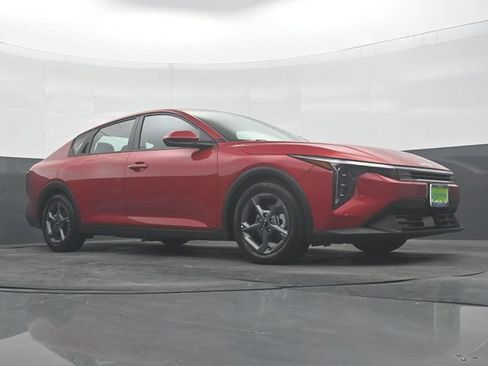 Used 2025 Kia K4 FWD image 31