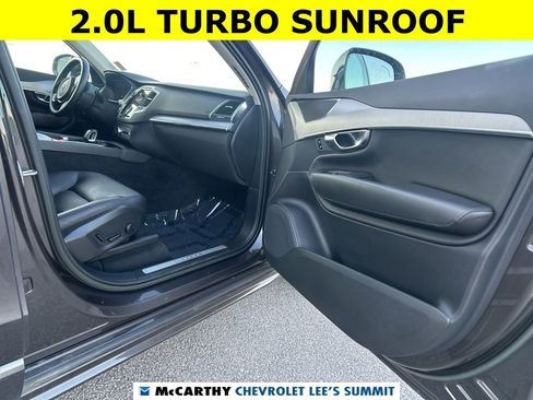 Used 2023 Volvo XC90 B5 Core image 38