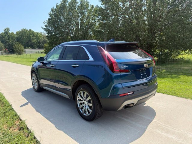 Used 2019 Cadillac XT4 Premium Luxury FWD image 3