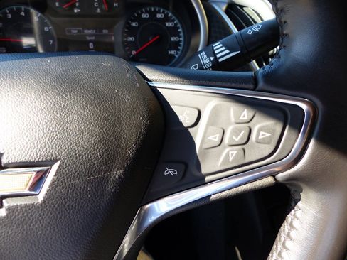 Used 2021 Chevrolet Malibu RS FWD image 26