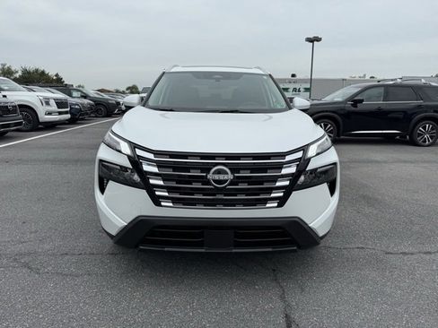 New 2026 Nissan Rogue SV w/ SV Premium Package image 3