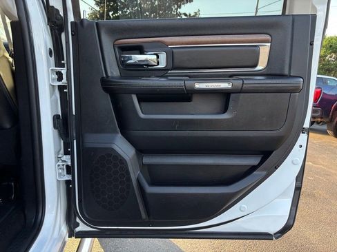 Used 2014 RAM 2500 Laramie image 26