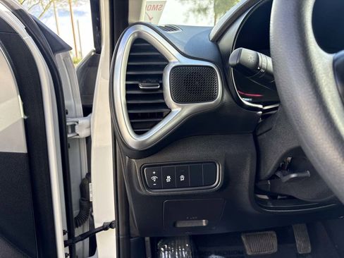 Used 2024 Kia Soul LX w/ Option Group 015 image 21