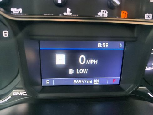 Used 2020 GMC Sierra 1500 SLT w/ SLT Premium Plus Package image 9