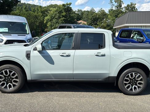 Used 2023 Ford Maverick Lariat w/ Lariat Luxury Package AWD/4WD image 4
