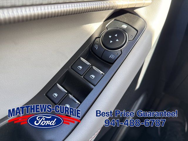 New 2026 Ford Explorer Active w/ Active Comfort Package RWD image 24