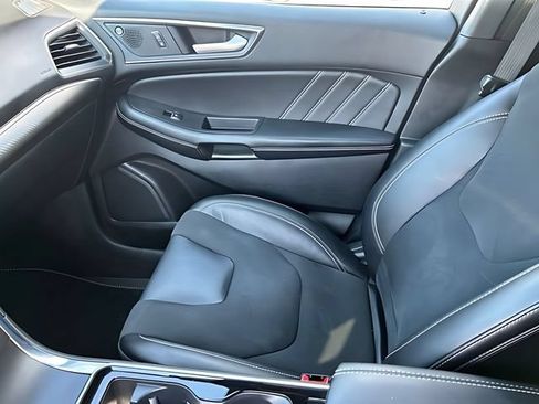 Used 2020 Ford Edge ST w/ Equipment Group 401A AWD/4WD image 33