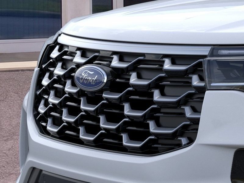New 2026 Ford Explorer Platinum w/ LUX Leather Package AWD/4WD image 18