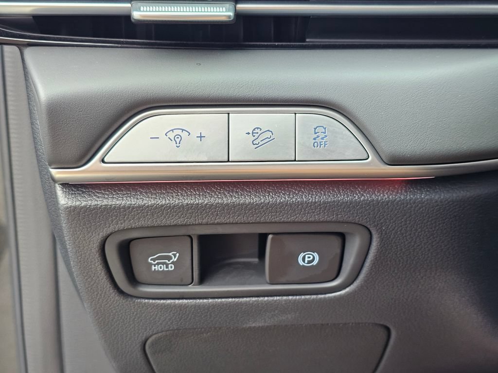 Certified 2026 Genesis GV80 2.5T AWD/4WD image 32