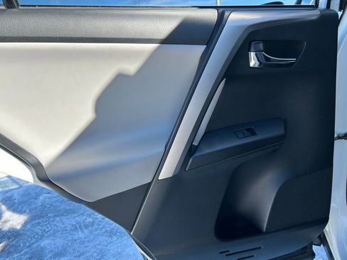 Used 2017 Toyota RAV4 XLE image 27