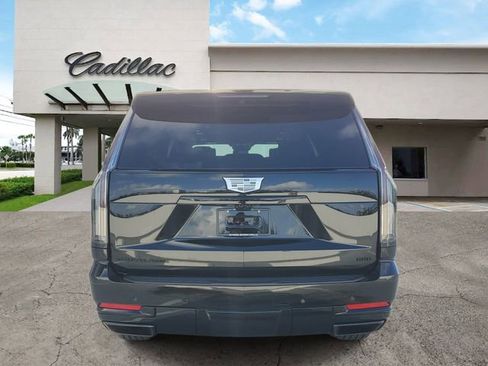 New 2026 Cadillac Escalade ESV Platinum Sport w/ LPO, ONYX Package AWD/4WD image 4