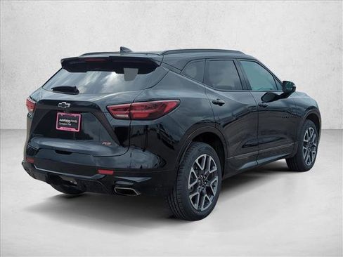 Used 2023 Chevrolet Blazer RS w/ Driver Confidence II Package FWD image 6