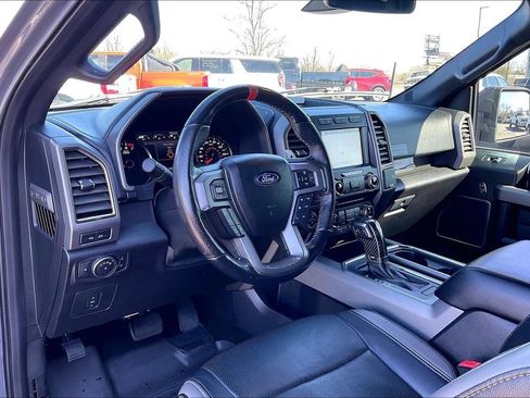 Used 2018 Ford F150 Raptor w/ Equipment Group 802A Luxury image 20