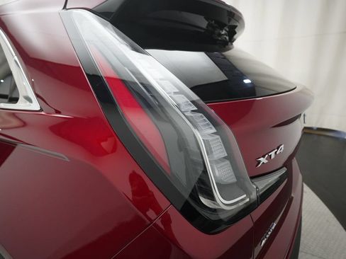 Used 2021 Cadillac XT4 Premium Luxury AWD/4WD image 33