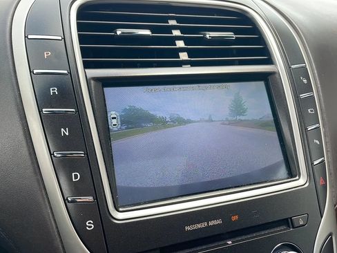 Used 2016 Lincoln MKX Black Label w/ Technology Package AWD/4WD image 32