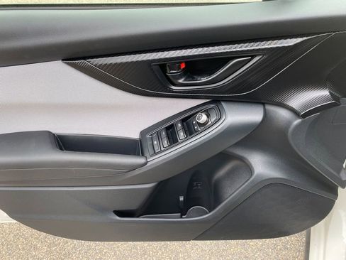 Used 2022 Subaru Crosstrek 2.0i Premium w/ Moonroof Package image 11