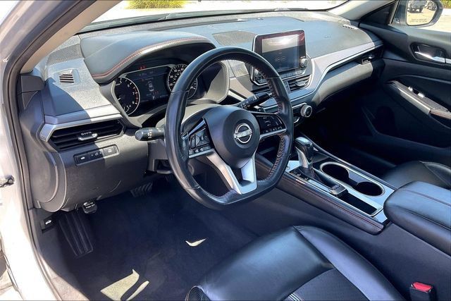 Certified 2024 Nissan Altima 2.5 SR FWD image 14