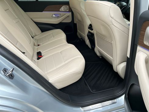 Certified 2025 Mercedes-Benz GLE 350 4MATIC w/ AMG Line Exterior image 43