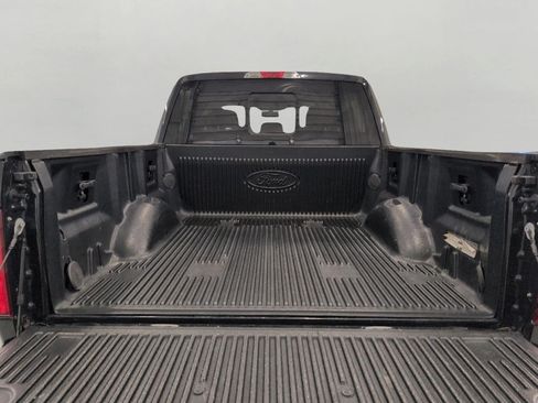 Used 2015 Ford F150 XLT w/ Equipment Group 302A Luxury AWD/4WD image 15