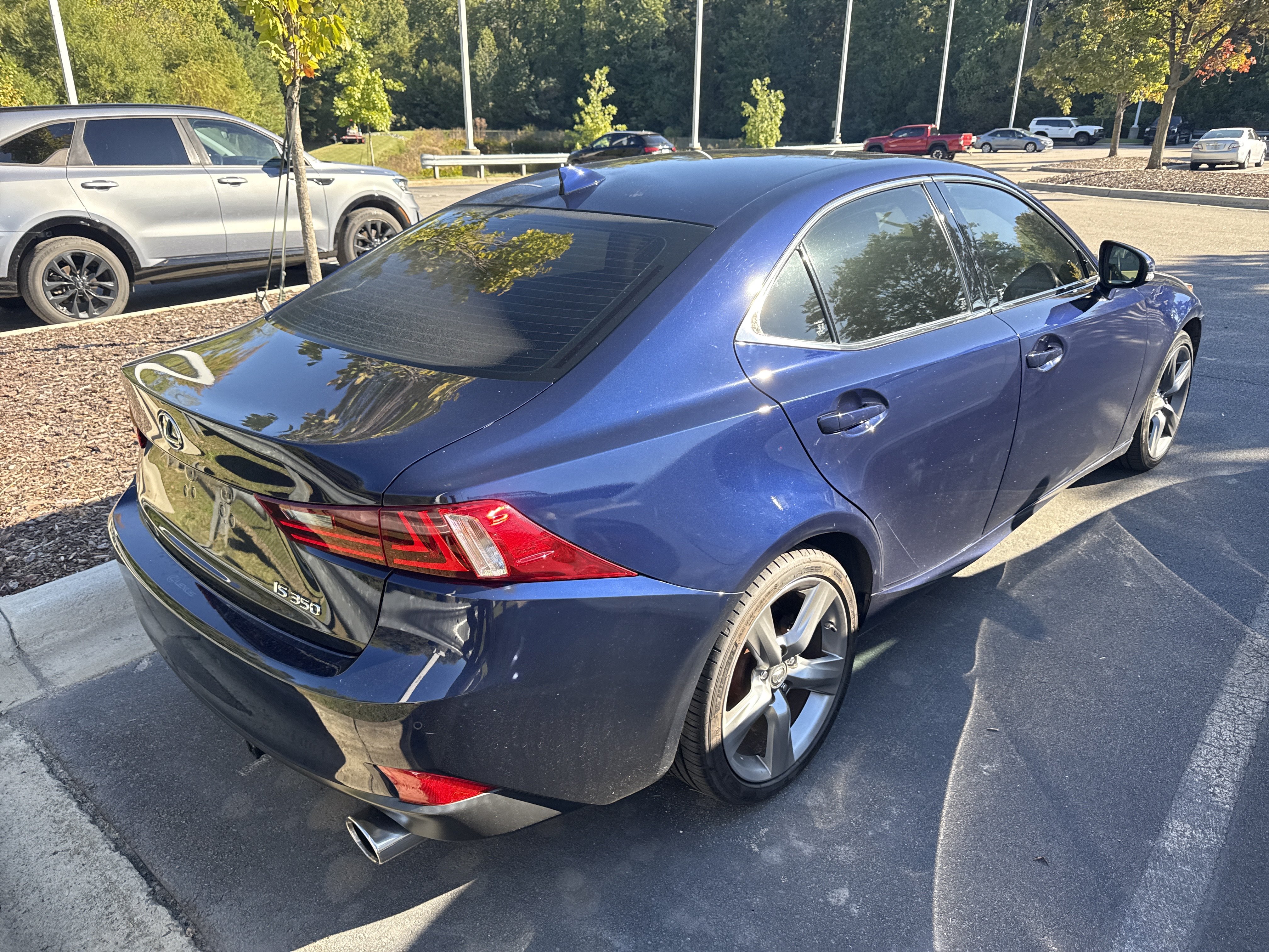 Used 2015 Lexus IS 350 w/ Navigation System Package RWD image 7